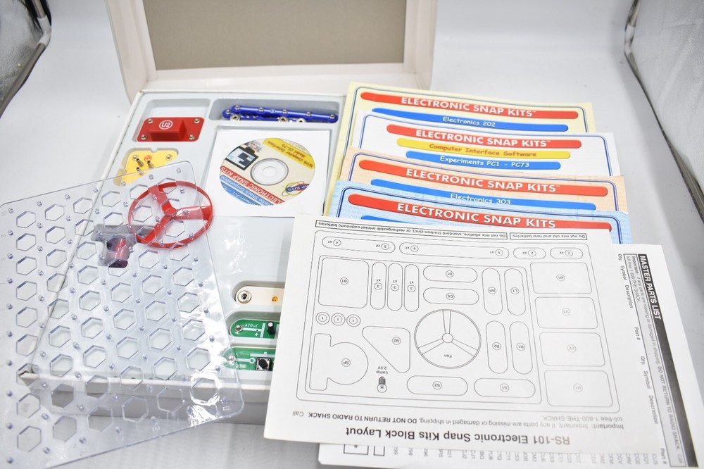 Elenco Snap Circuits Electronic Snap Kit Lot Not Complete