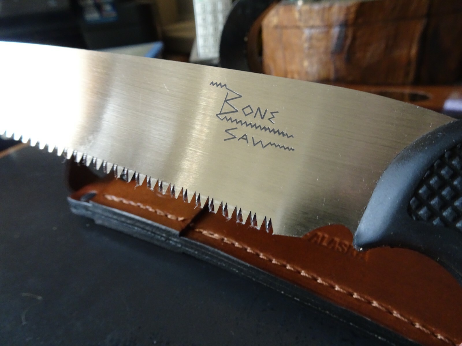 KNIVES OF ALASKA 13" BONE SAW SK5 STAINLESS BLADE NONSLIP HANDLE LEATHER SHEATH