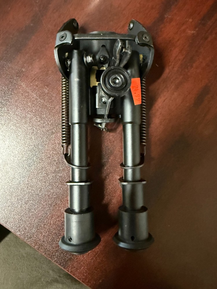 Used - VLIFE - Bi-pod - Adjustable to 3"