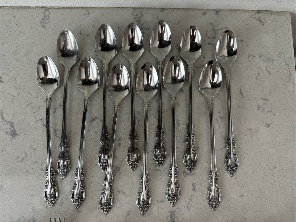 Oneida BRAHMS Community Stainless Flatware & Serving/Hostess 88 Pieces