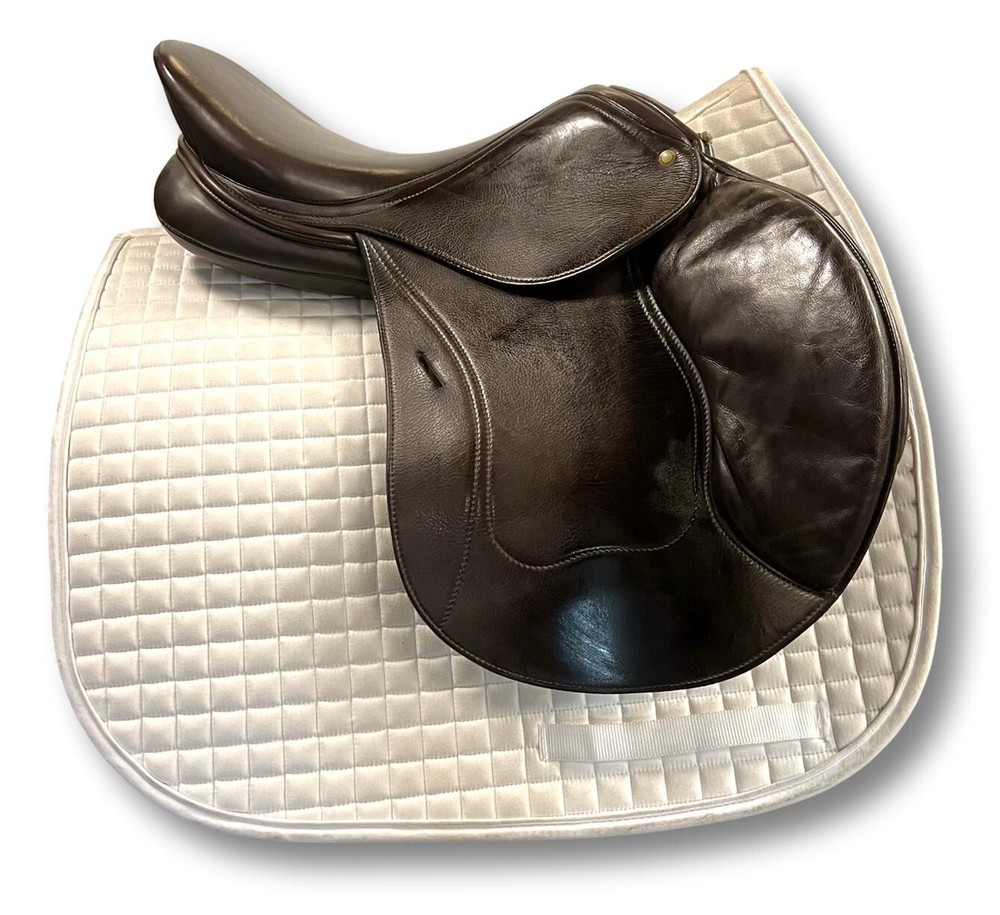 Used Schleese Eagle- Size 17.5" Jump Saddle Brown