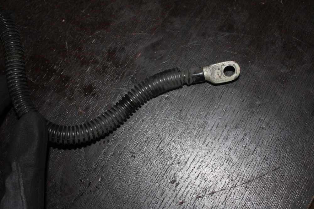 2001 Harley-Davidson Electra Glide POSITIVE CABLE