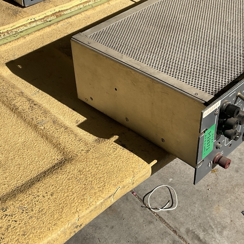 ROBERTSON OSCILLISCOPE Model 627AR