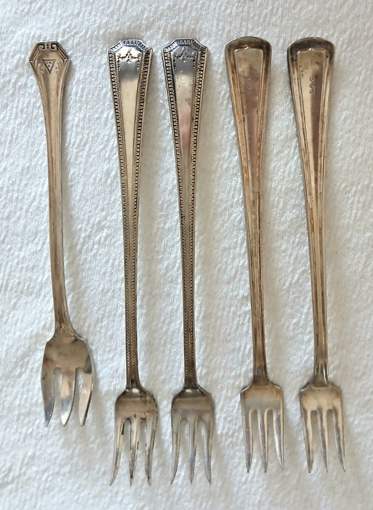 lot of vintage various serving forks silverplate 3 oyster forks 5 cocktail forks