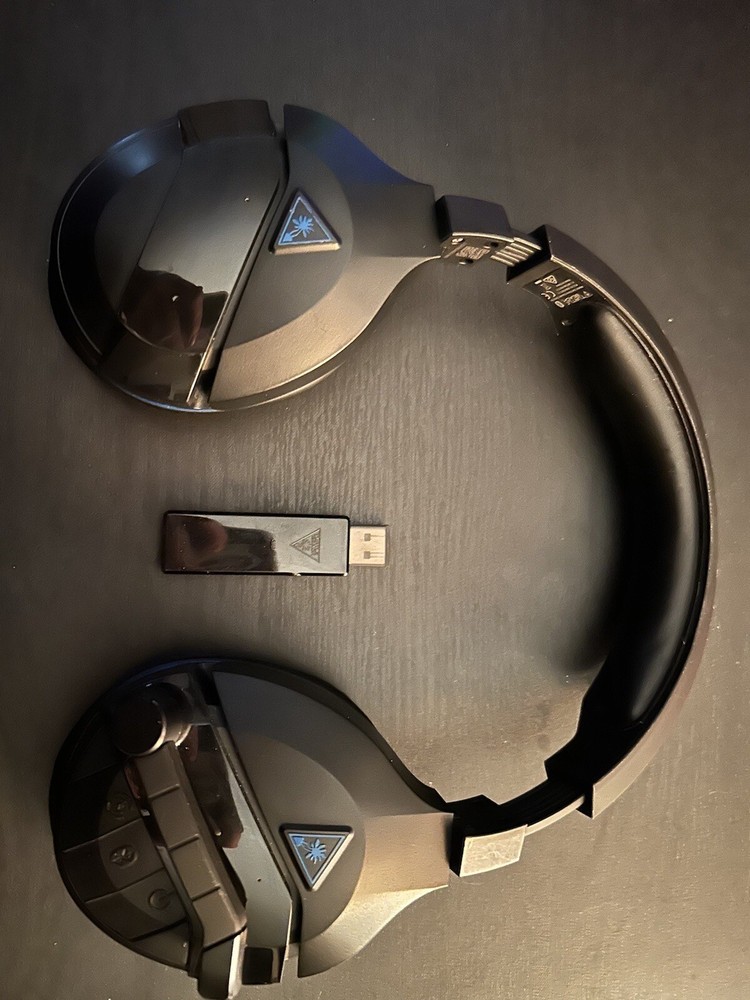 Turtle Beach 700 Gaming Headset, PS4/PS5, Generation 1