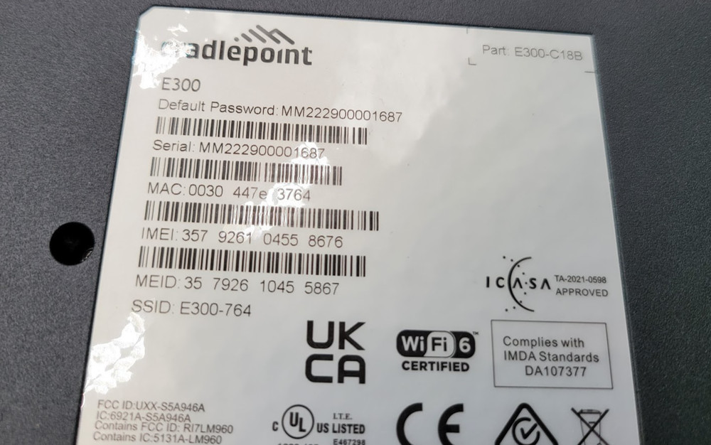 Cradlepoint E300-C18B Wireless Router S5A946A