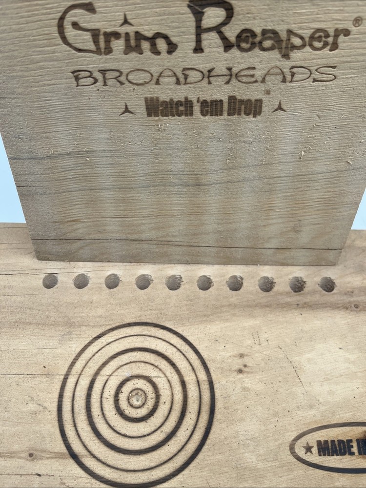 Grim Reaper Broadhead Display - Wood