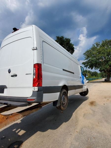 2019 2020 2021 2022 Mercedes Sprinter Van 2500 OEM a9079006004 Blind Spot Radar