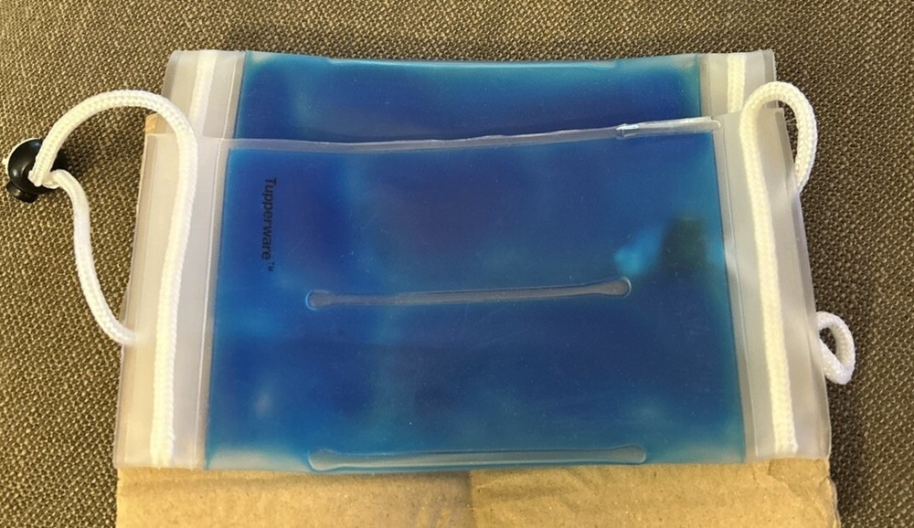Tupperware Chill Wrap NOS
