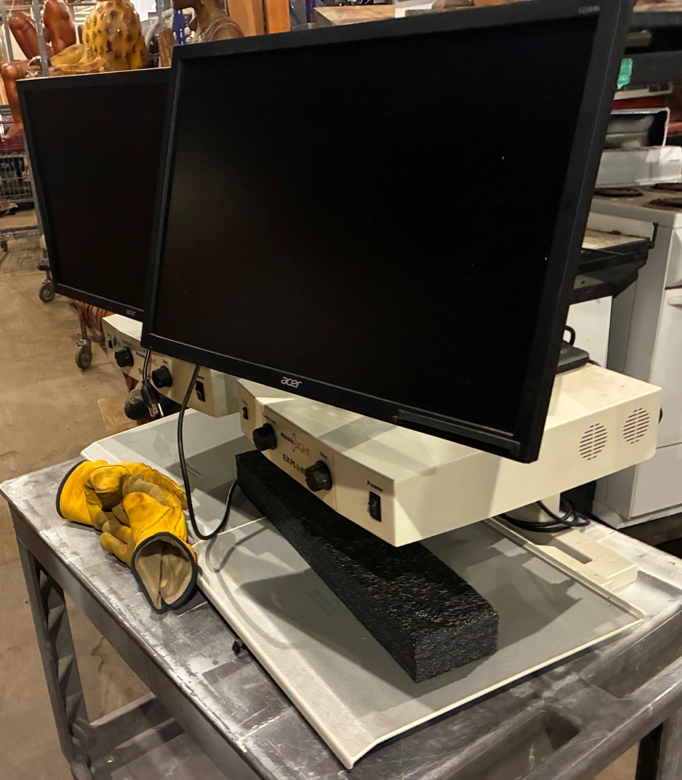 MAGNISIGHT EXPLORER HD 24" VIDEO MAGNIFIER