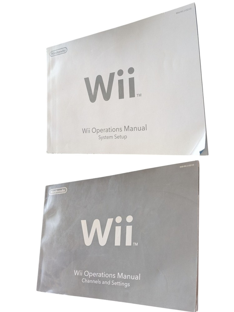 Nintendo Wii Manual Console Instructions + Inserts Great Condition
