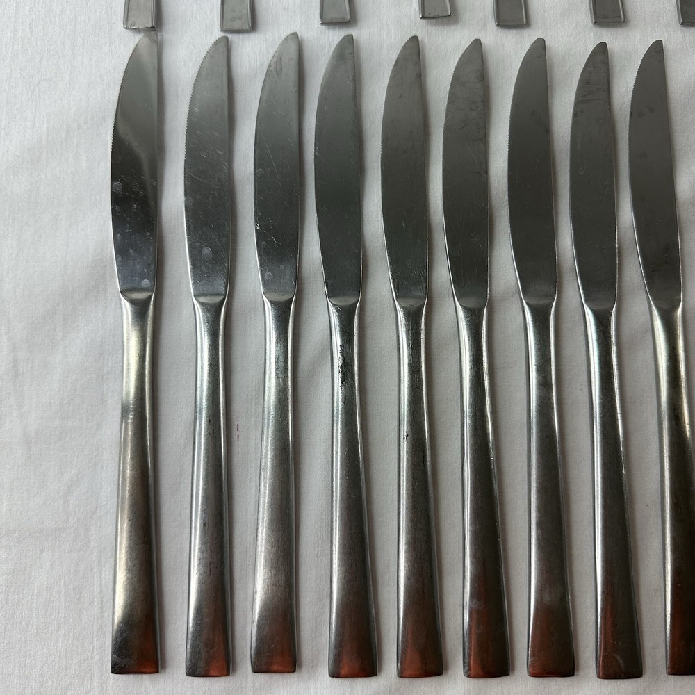 Ekco Eterna Stainless 25 pieces Flatware MCM Vintage Taiwan Sleek Solid Atomic