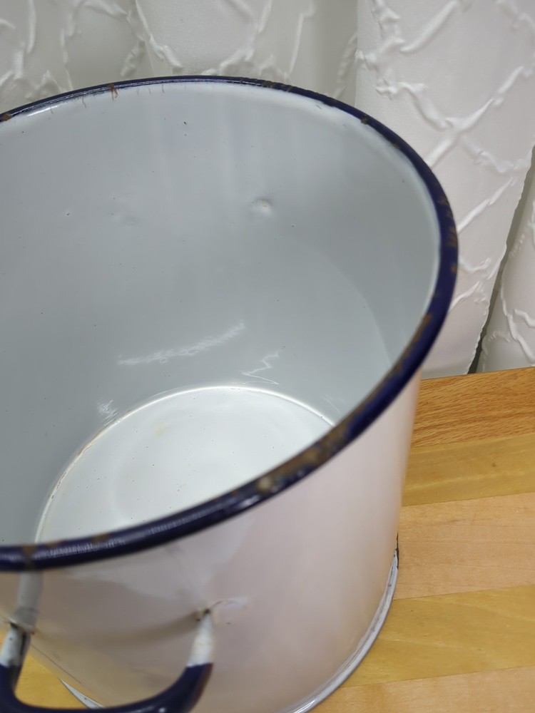 Enamelware Flour Pot