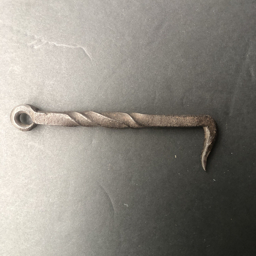 Antique Twisted Iron Gate Latch Hook Barn Old Hand Forged Hardware
