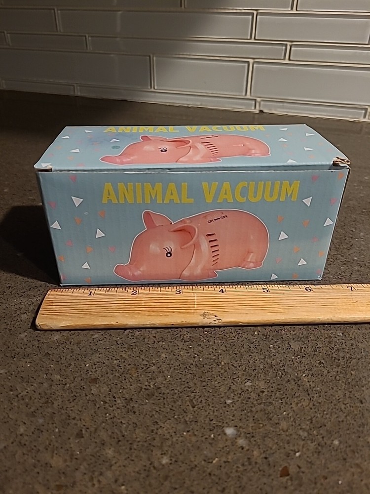 Wrapables Animal Mini Tabletop Vacuum, Pig