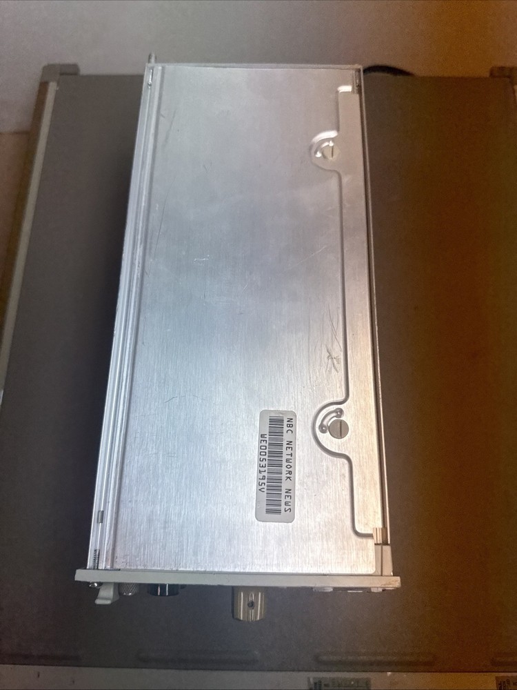 Tektronix AA501A Distortion Analyzer Plug in - Turns On