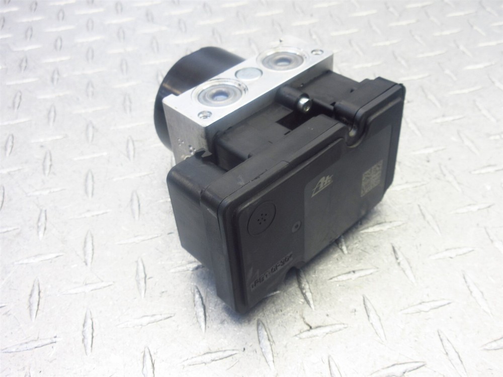 2020 19-20 Piaggio BV350 ABS Brake Pump Module