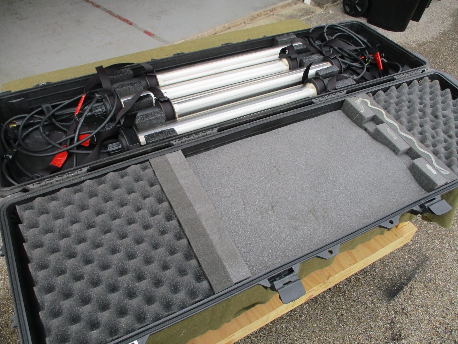 MILITARY TENT LIGHT SET KIT STRINGABLE GENERAL LIGHTING w. PELICAN CASE 4 LIGHTS
