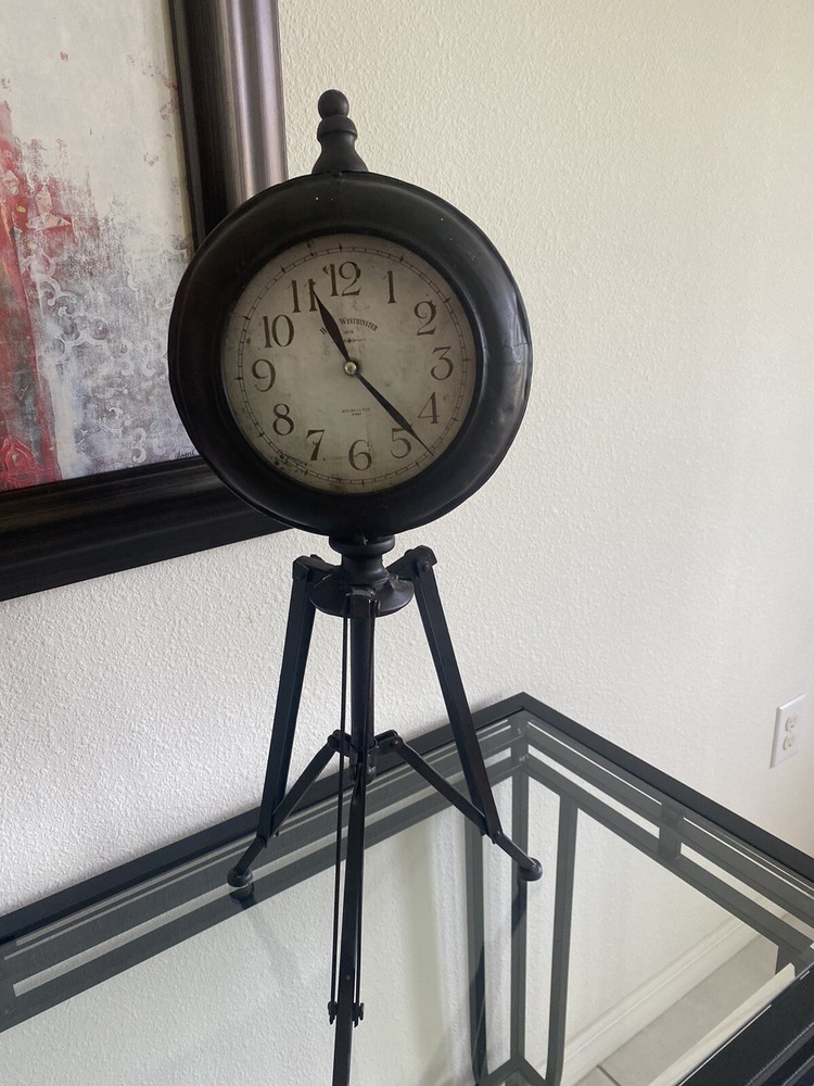 Vintage Tripod Base Clock