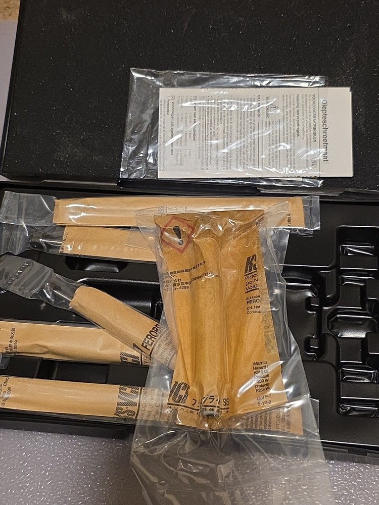 Mechanical Depth Micrometer: 4'' Range, 4 Rods, Satin Chrome Finish