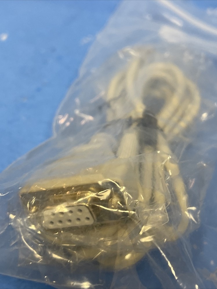 NEW APC Schneider 0M-81359 Serial Programming Cable