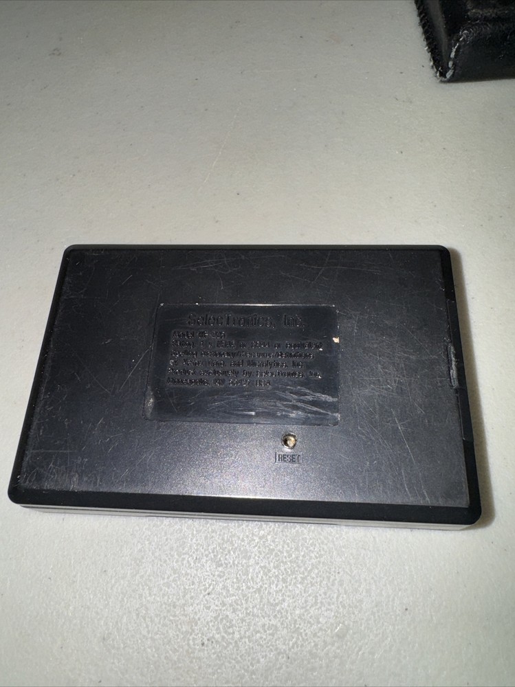 Selectronics Wordfinder WF-225 Definitions Spell Checker Thesaurus Untested