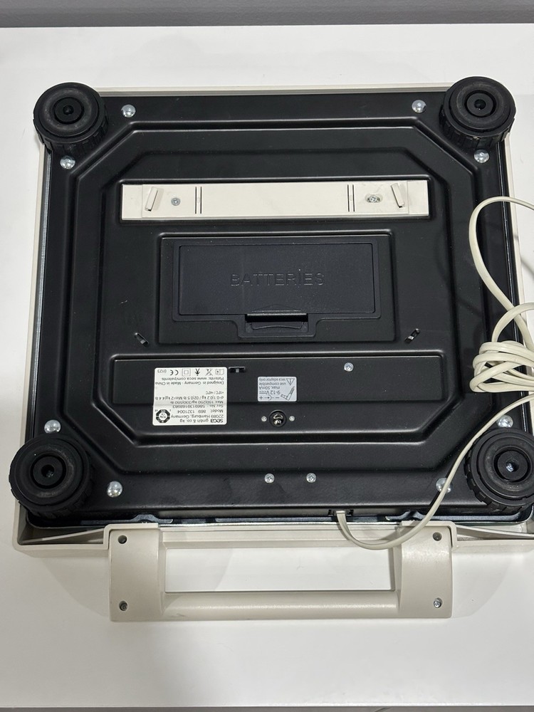 Seca 869 Flat Scale with Remote Display 550 lbs/250 kg Capacity Untested