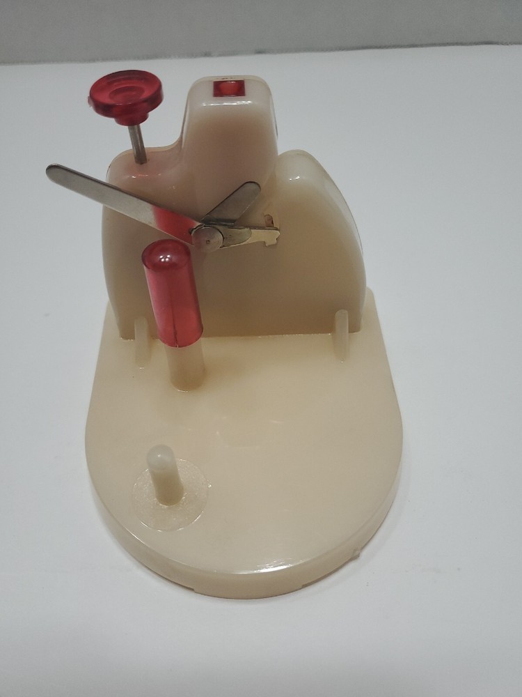 VINTAGE NELPIN THREAD-A MATIC AUTOMATIC NEEDLE THREADER MODEL #72 WITH BOX