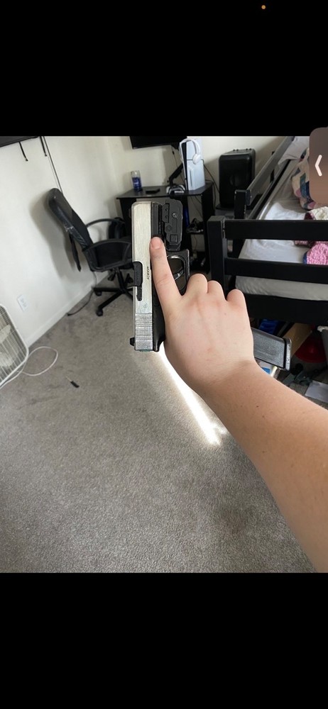 bb gun pistol blowback has a built in switch with Glock 18c components