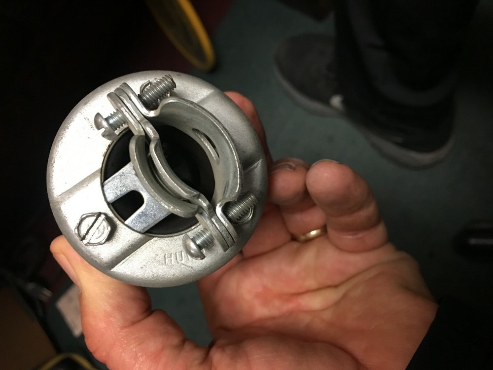 3763 Hubbell Armored Plug 50A