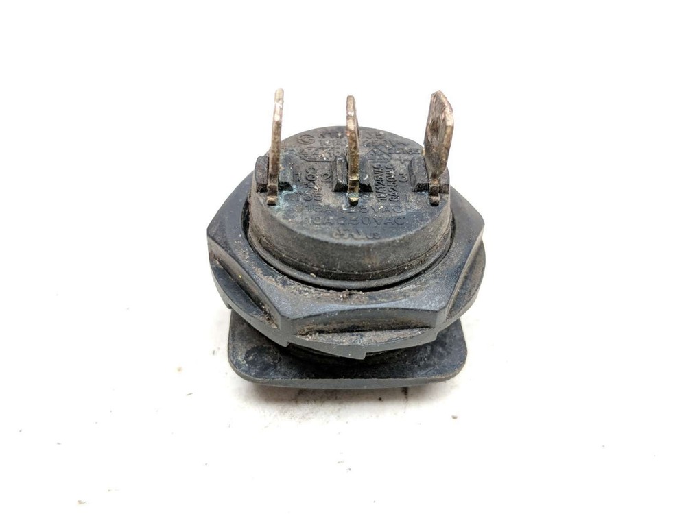 05 Arctic Cat 500 4X4 Toggle Switch Button