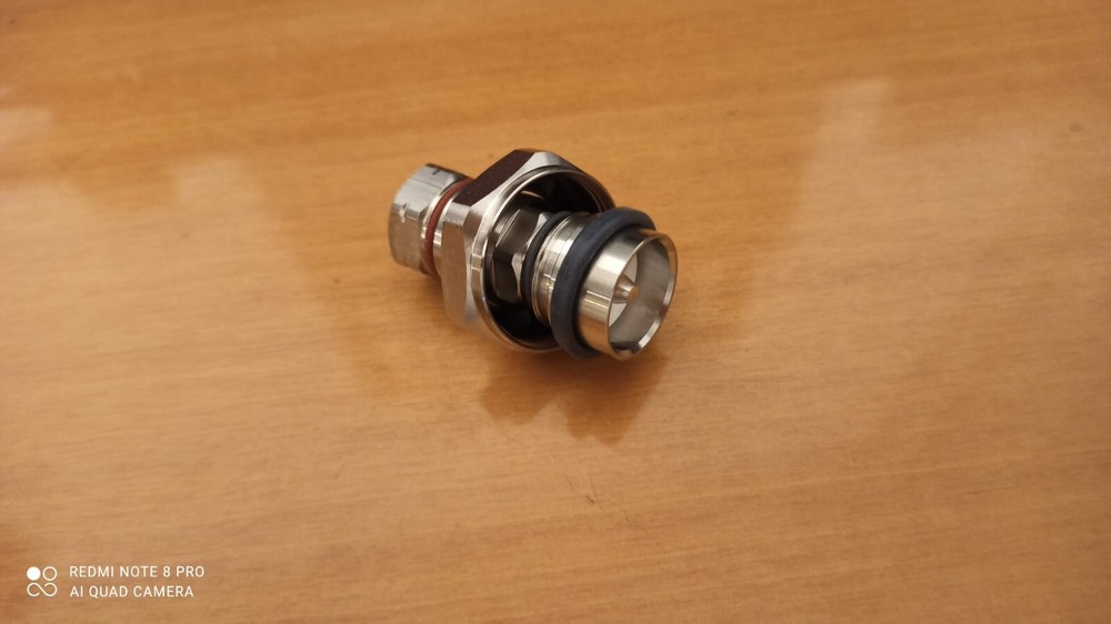 RF CONNECTOR FOR CABLE 1/2” DIN 7/16 MALE