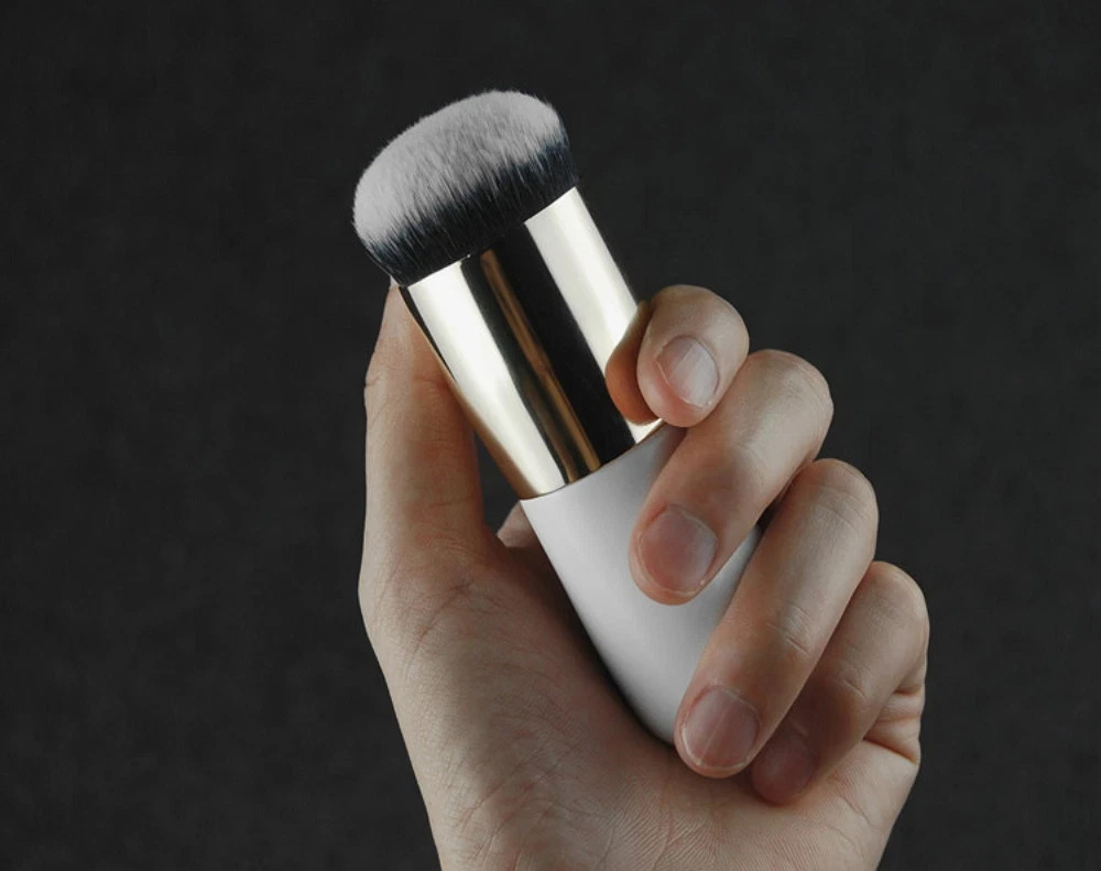 Makeup Brush – Flat Foundation, Blush, Contour & Powder Cosmetic Tool