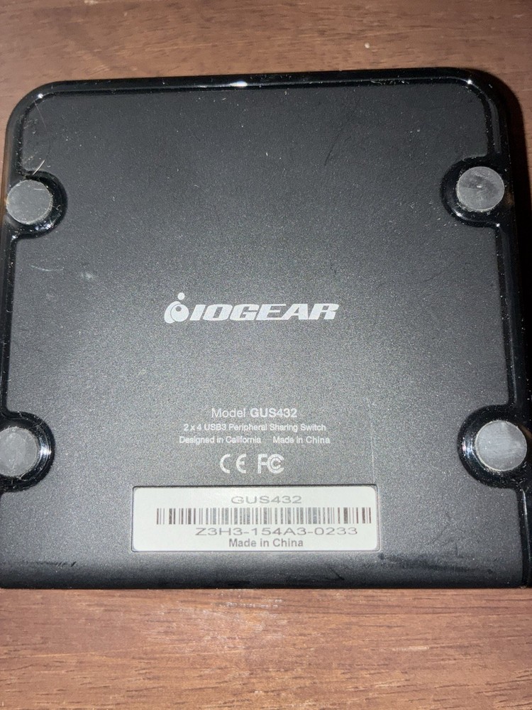 IoGear Gus432 kb/mouse dual controller kvm, non powered