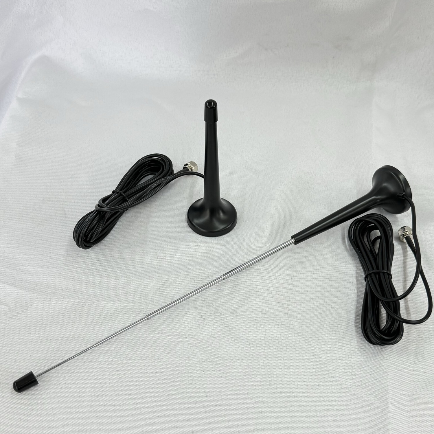Small Retractable Antenna - 35 Mile Range - Great for Areas w/ Strong TV Signals