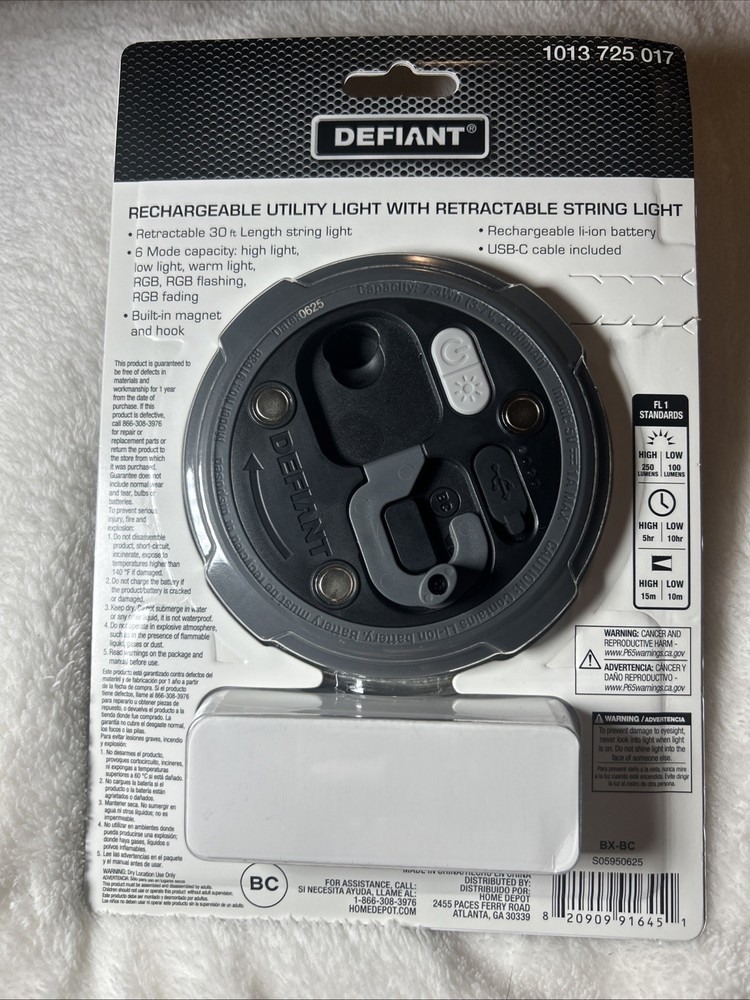 Defiant 250 Lumens Rechargeable Utility With Retractable String Light NEW