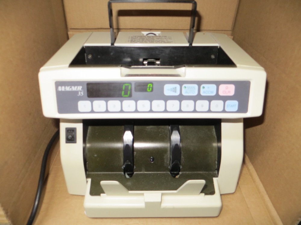 Magner 35DC Currency Counter Powers On Untested