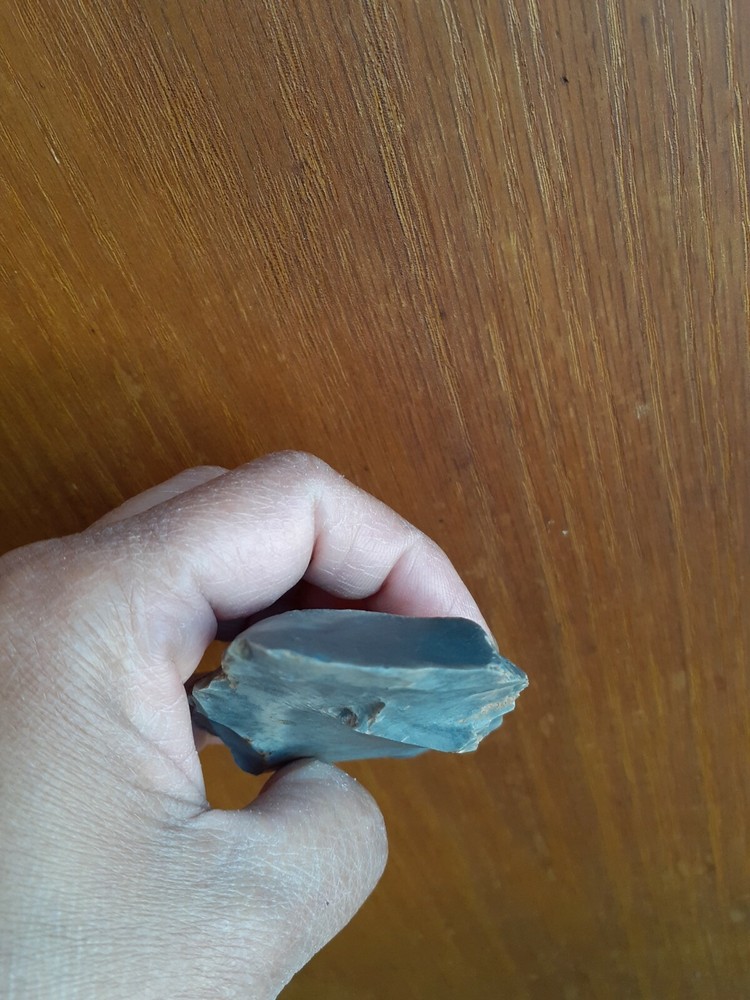 3.75" Native American Indian Sharp Flint Broken Flint Knife #B41