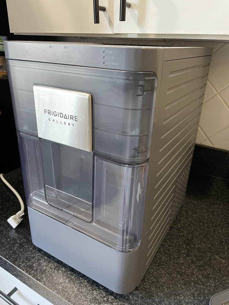 Frigidaire Gallery Nugget Ice Maker