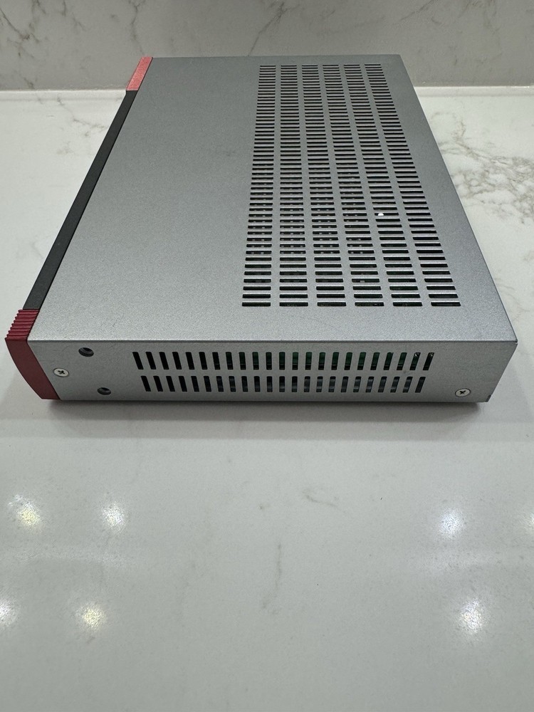 Zyxel USG60 Unified Security Gateway W/ Brackets No Power Adapter Untested