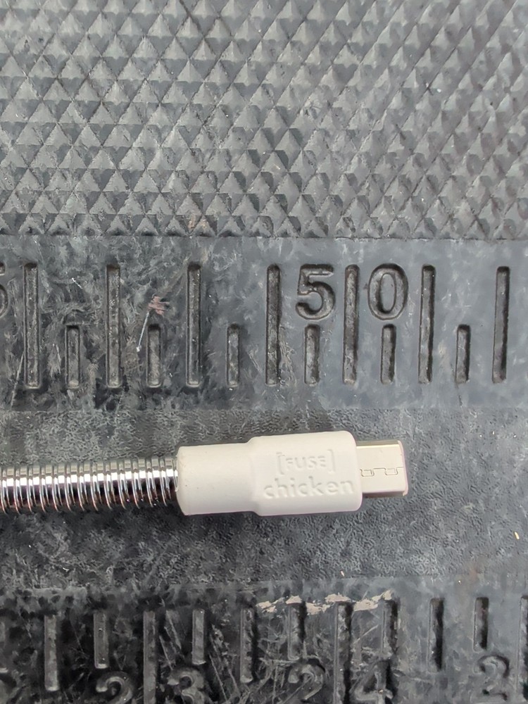 [Fuse] Chicken USB Mini B Cord S1431A