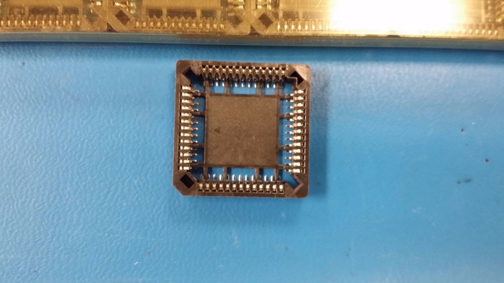 (5 PCS) MSM-PLCC-52-TX MAXCONN 52 PIN PLCC SOCKET SMD