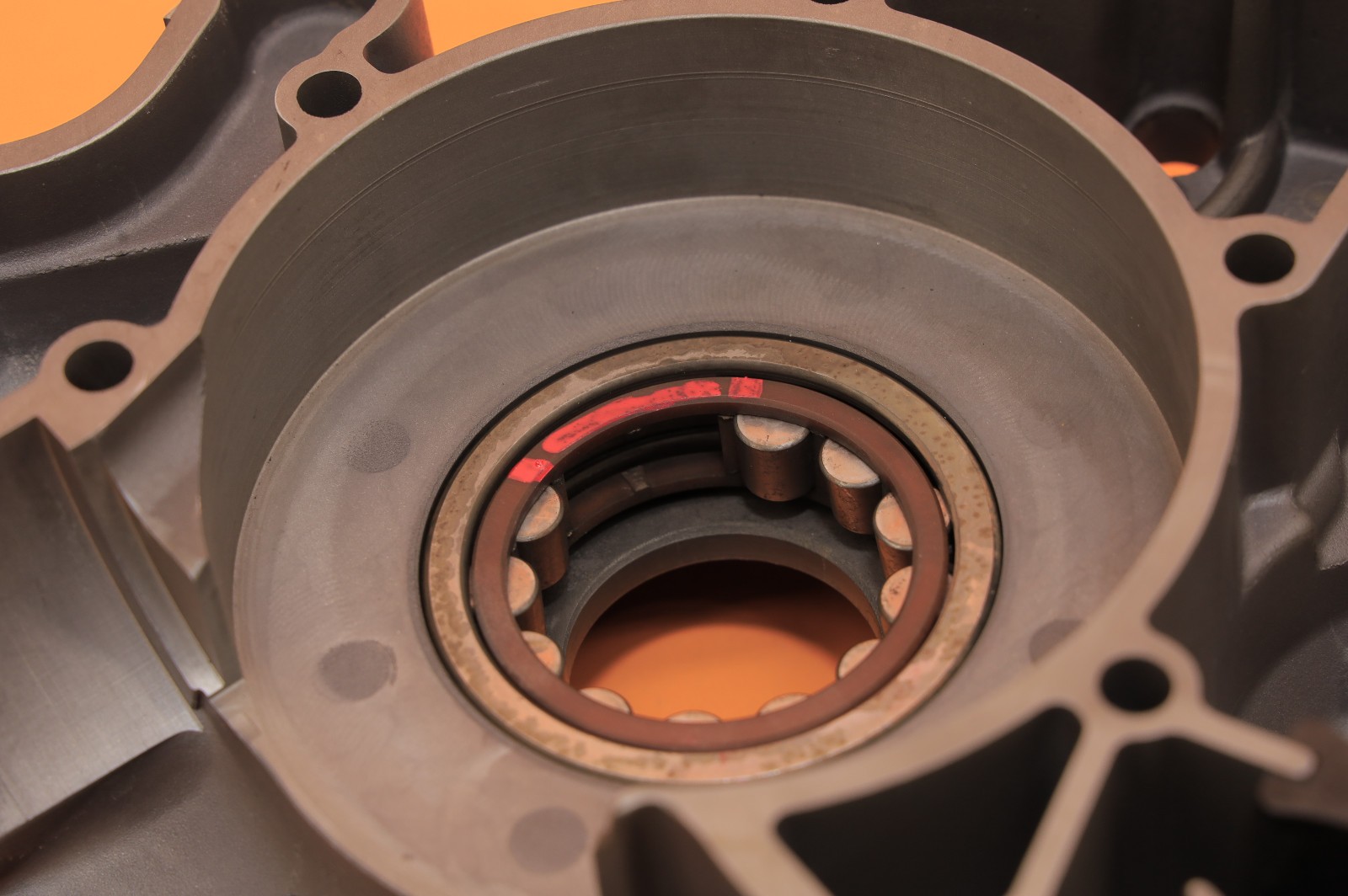 2003 98-05 KTM 200 EXC SX OEM Engine Crankcase Set Carter Block Half Bottom End