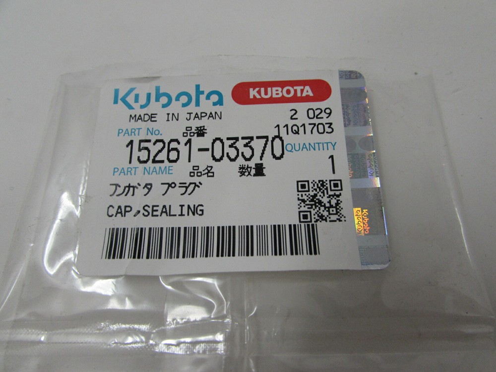 GENUINE KUBOTA ENGINE SEALING CAP PART # 15261-03370