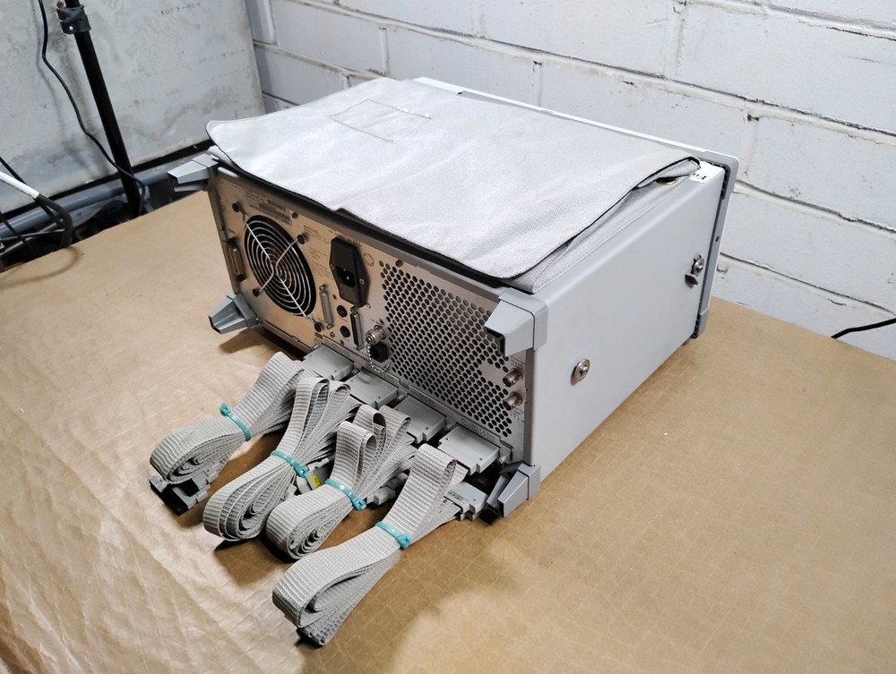 Hewlett Packard 1660E Logic Analyzer