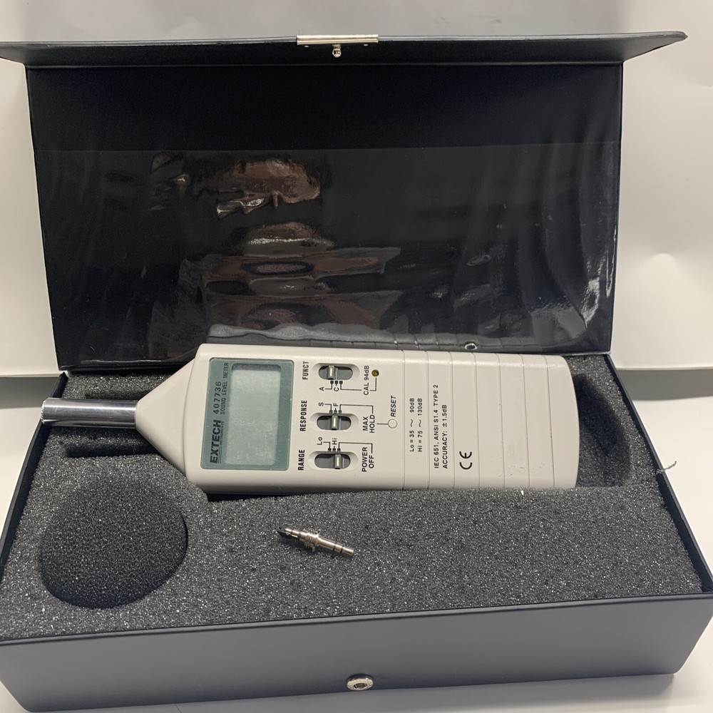 Extech Instruments 407736 Sound Level Meter with case **Pre-Owned**