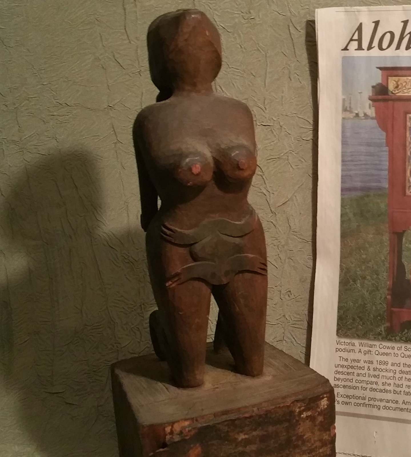 YE OLDE CURIOSITY SHOP antique seattle alaska pacific wood vtg tiki totem pole