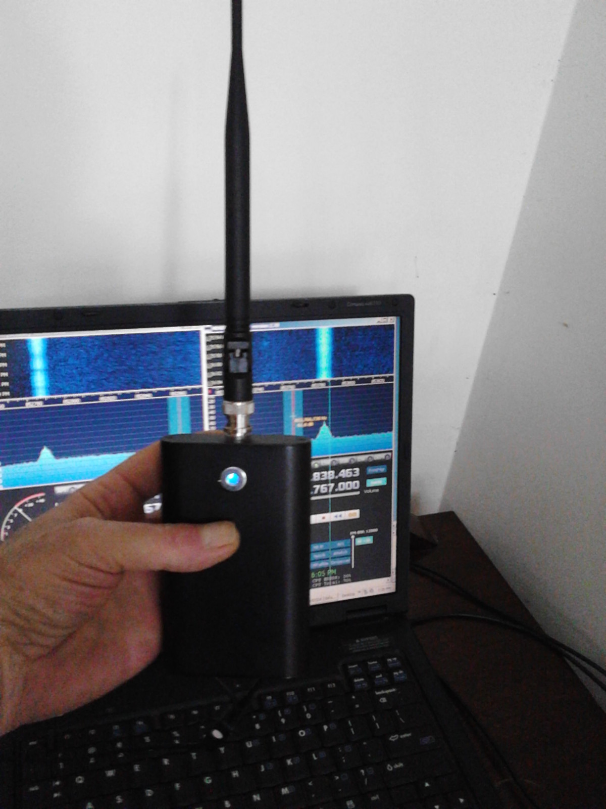 "SKYFALL" DUAL TCXO SDR TRUNKING RADIO - (2x RTL2832U + R820T2 TCXO -  0.5ppm)