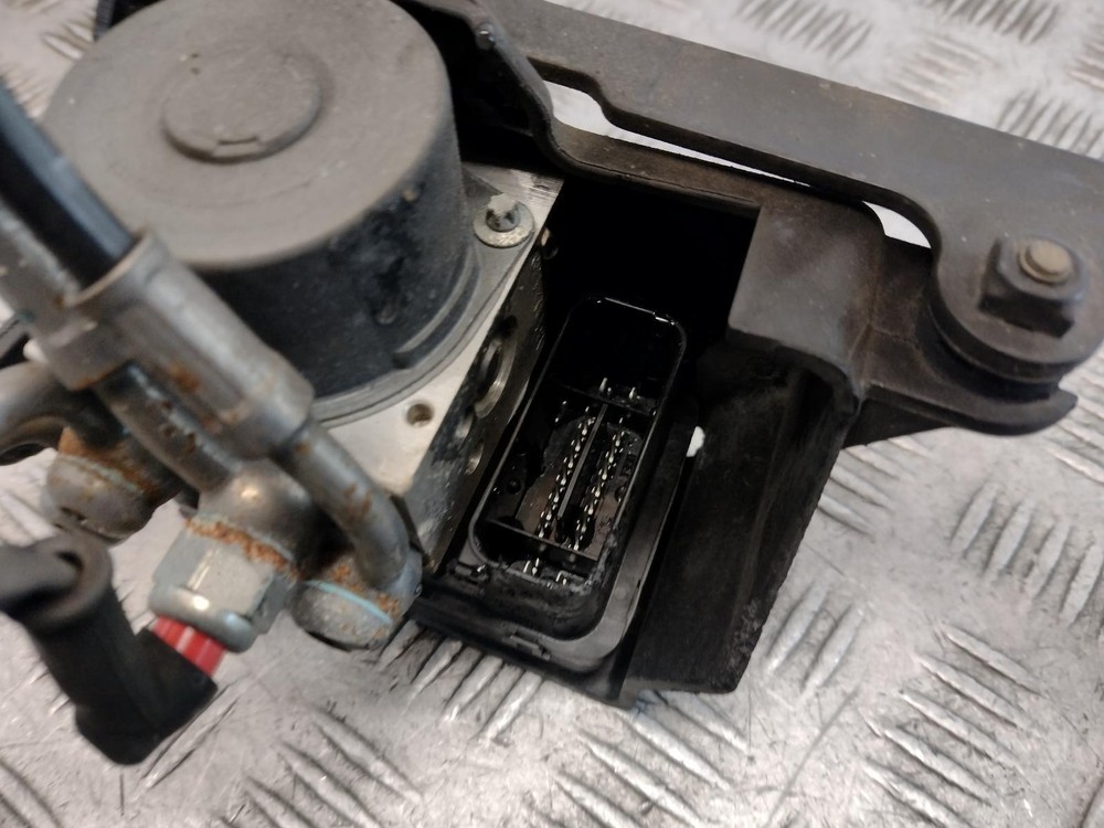 2015 KTM 690 ENDURO ABS Pump