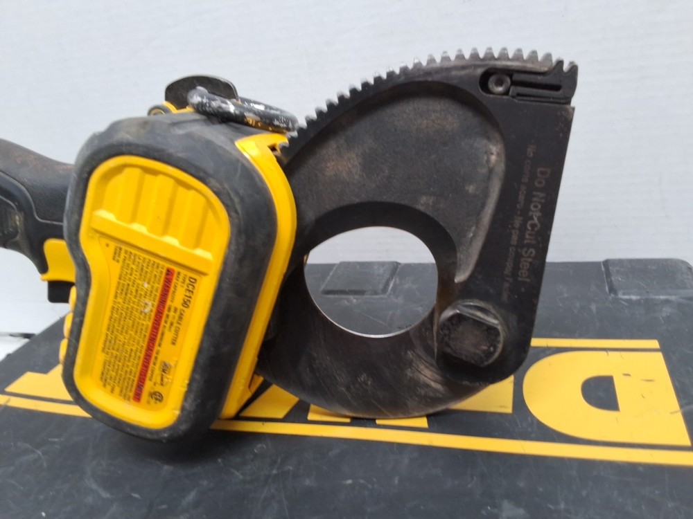 DEWALT DCE150 20V MAX Cordless Cable Cutting Tool [TOOL-ONLY]